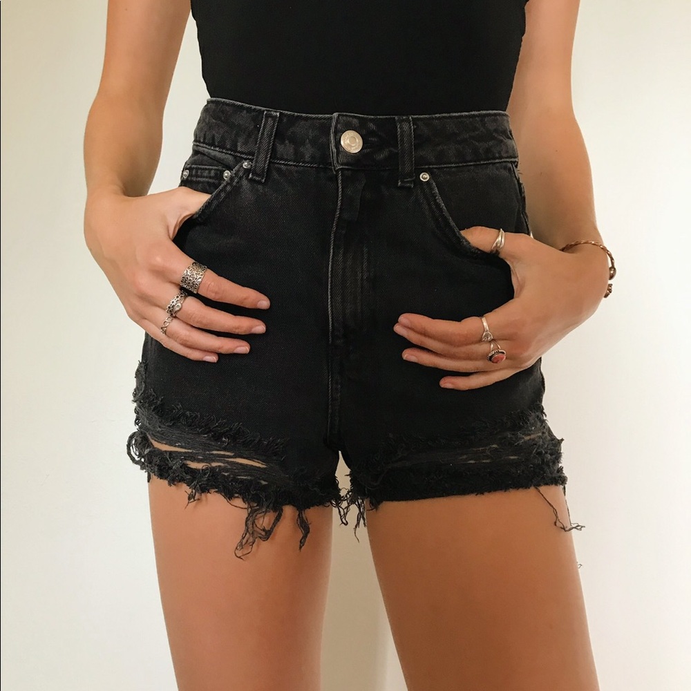 TopShop Moto mom jean short distressed